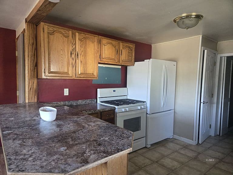 1119 N Prairie Ave photo 4