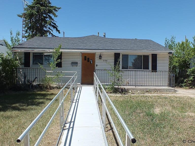 336 Cribbon Ave photo 1