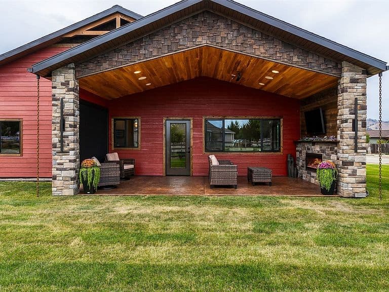 101 Sunrise Dr photo 1