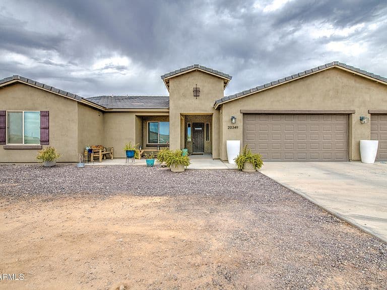 20349 W Hubbard Road photo 2