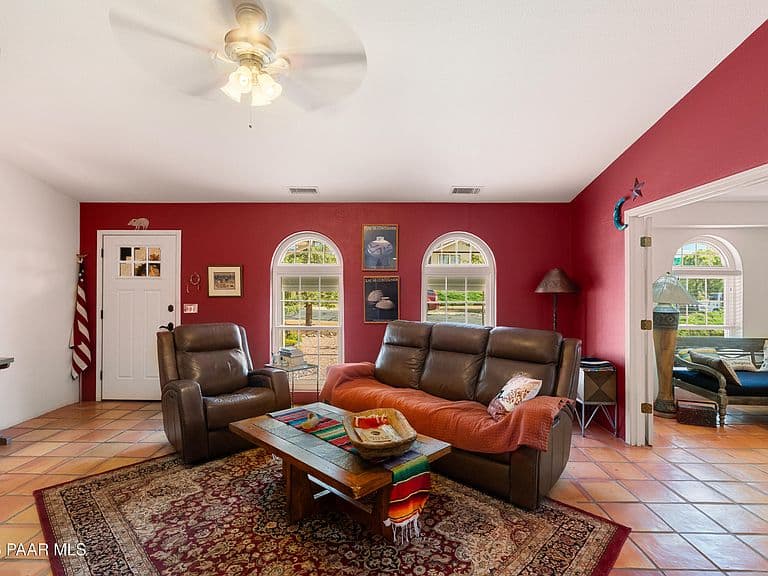 3250 Rose Ln photo 5