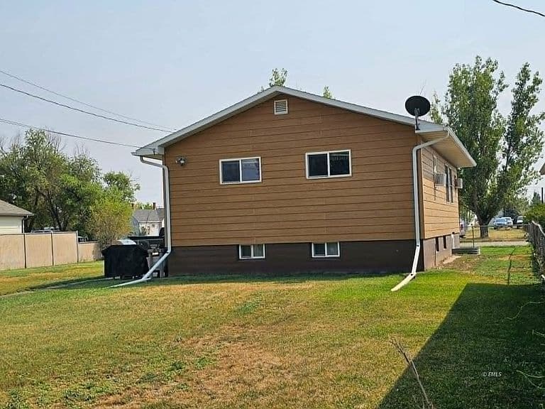 2611 Mizpah St photo 4