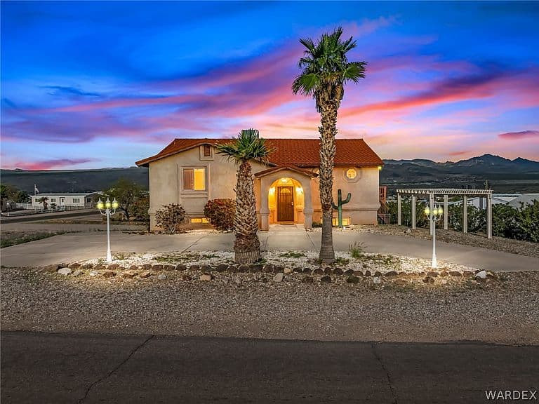 1649 Alta Vista Rd photo 3