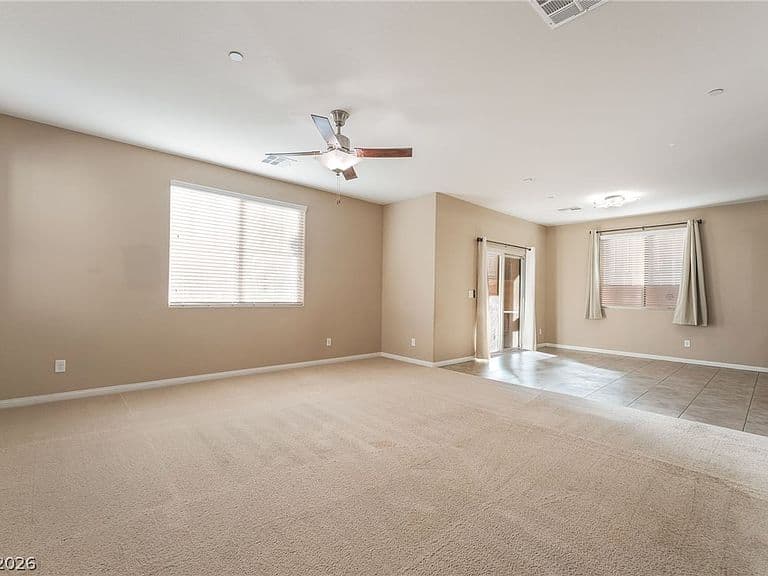 470 Fortissimo St photo 5