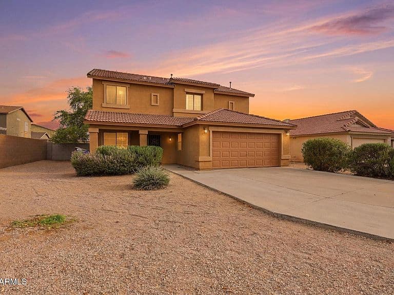2227 E HAFLINGER Way photo 2
