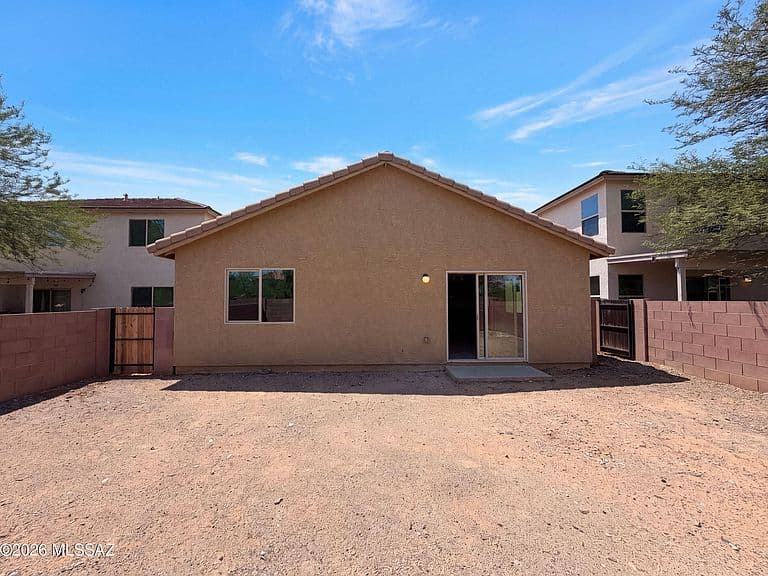 850 W Calle Arroyo Norte photo 5