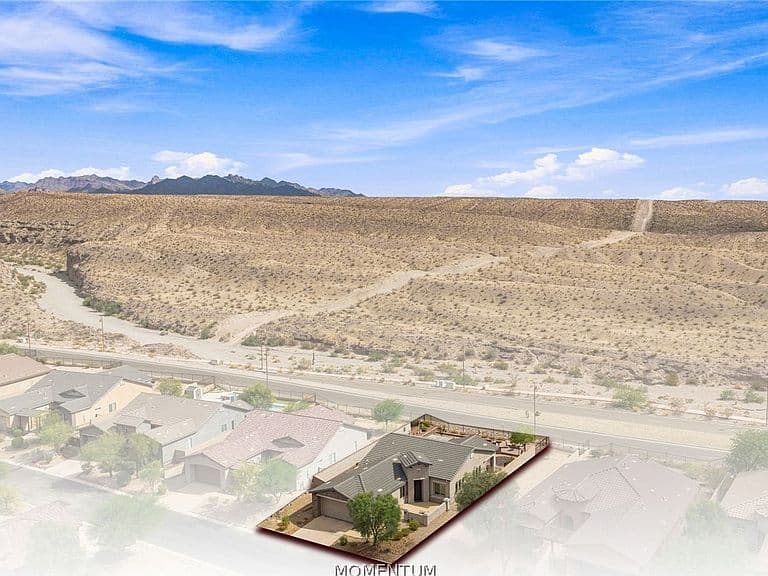 3136 Secret Pass Canyon Drive photo 4