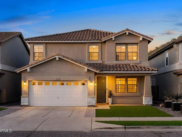 1644 E CIELO GRANDE Avenue photo 2