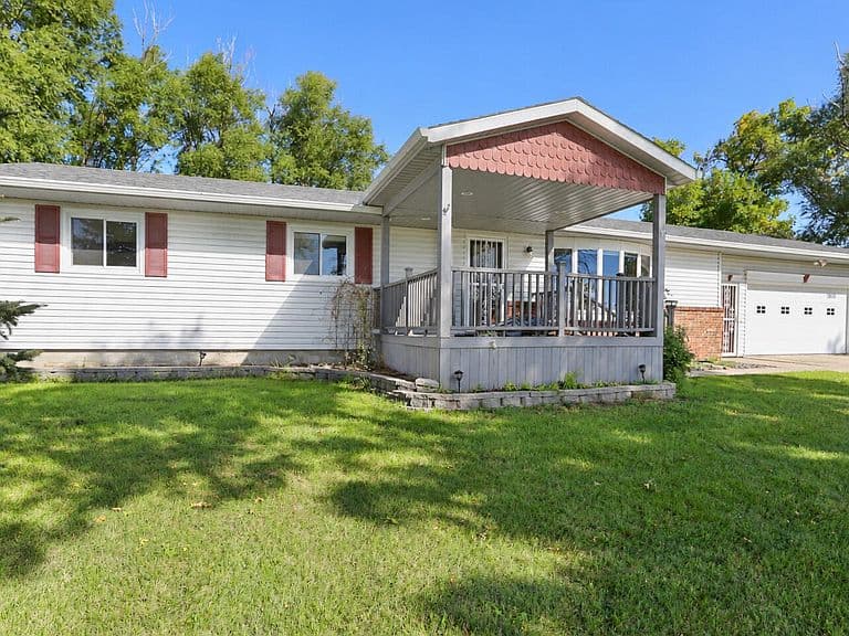 3615 E Melgaard Rd photo 4