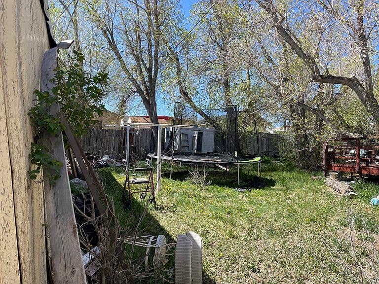716 W Davis St photo 3