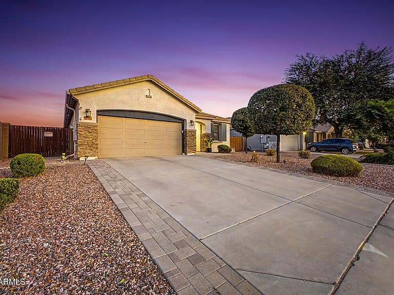 1113 W STEPHANIE Lane photo 5