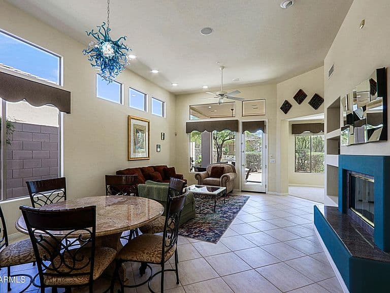 7051 E SLEEPY OWL Way photo 2