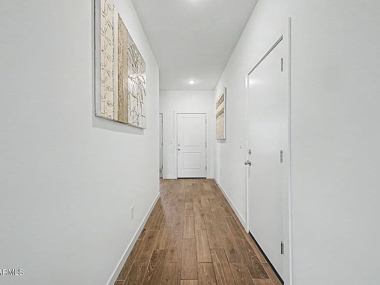 22050 N BELT Drive photo 4