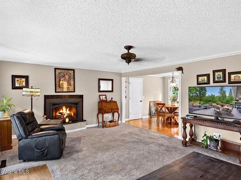 12328 N Kensington Ave photo 5