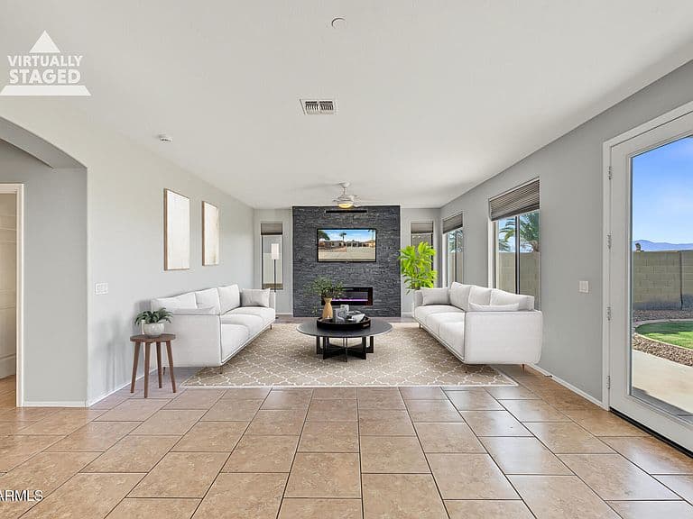 15250 W PIERSON Street photo 3