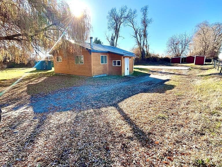 225 N 4700 E photo 2