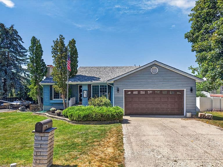645 Bitterroot Dr photo 1