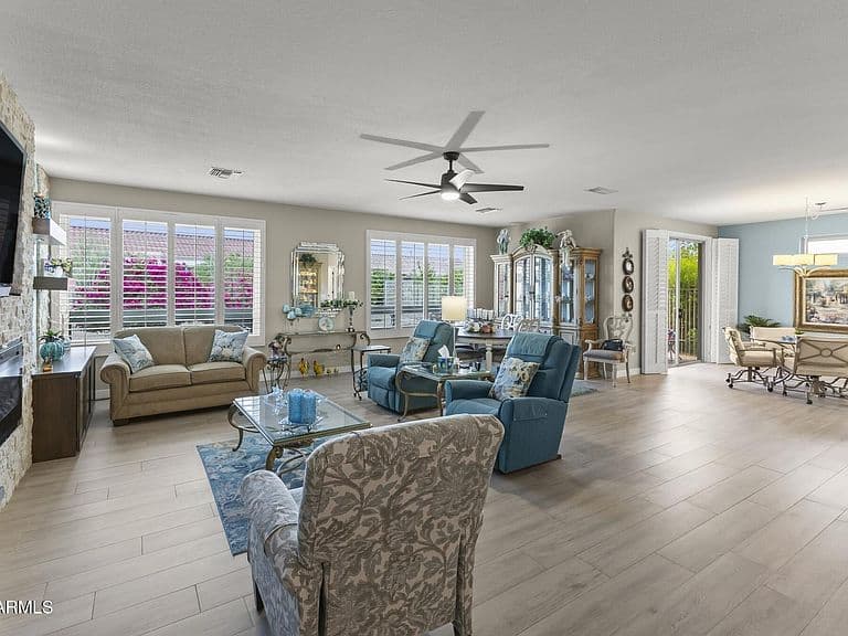 15868 W STAR VIEW Lane W photo 2