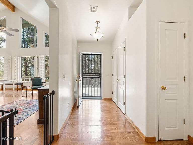 5779 W Oak Cv photo 3