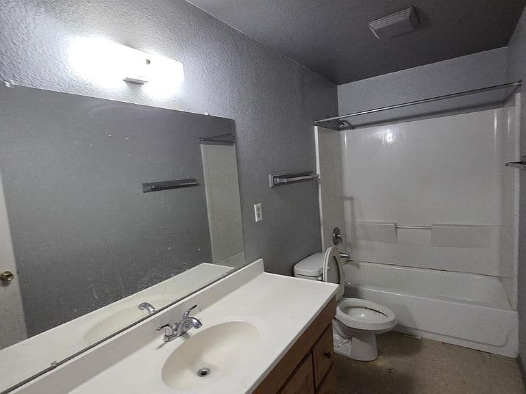 2217 W DAHLIA Drive photo 5