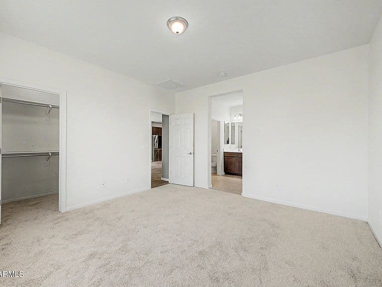 19927 W LINCOLN Street photo 5
