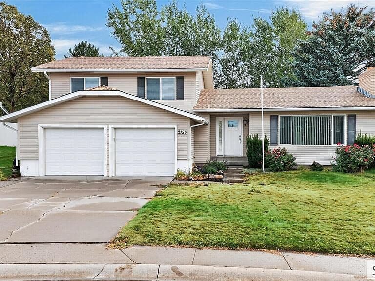 2130 Diane Ln photo 1