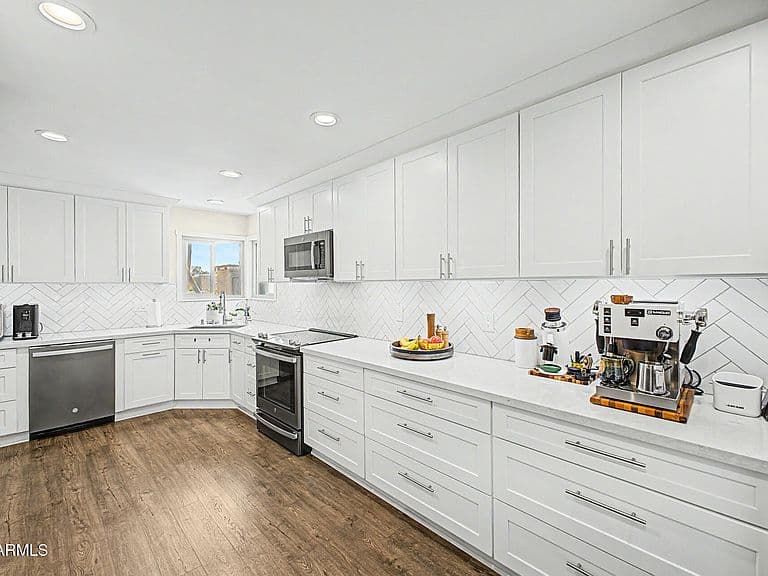 25244 S BERRY BROOK Drive photo 2