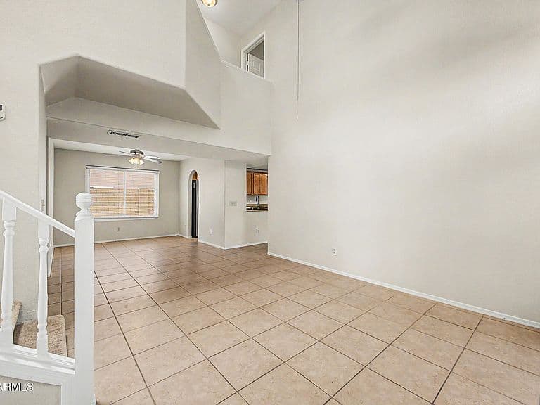 3130 E REDWOOD Lane photo 4