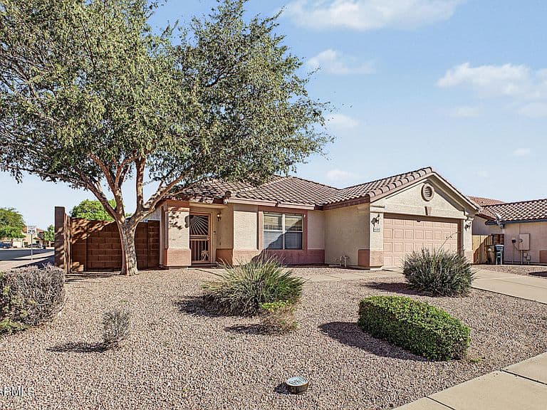 10550 E BOGART Avenue photo 3