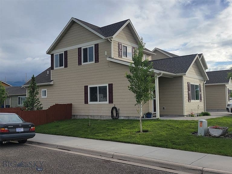 1024 Prairie Dr photo 1