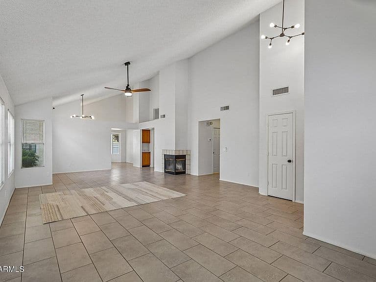 3219 E WILDWOOD Drive photo 4