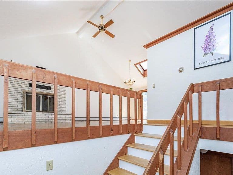 69 Peaslee Road photo 4
