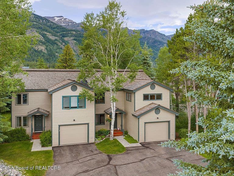 3950 N Pond Dr #12 photo 2