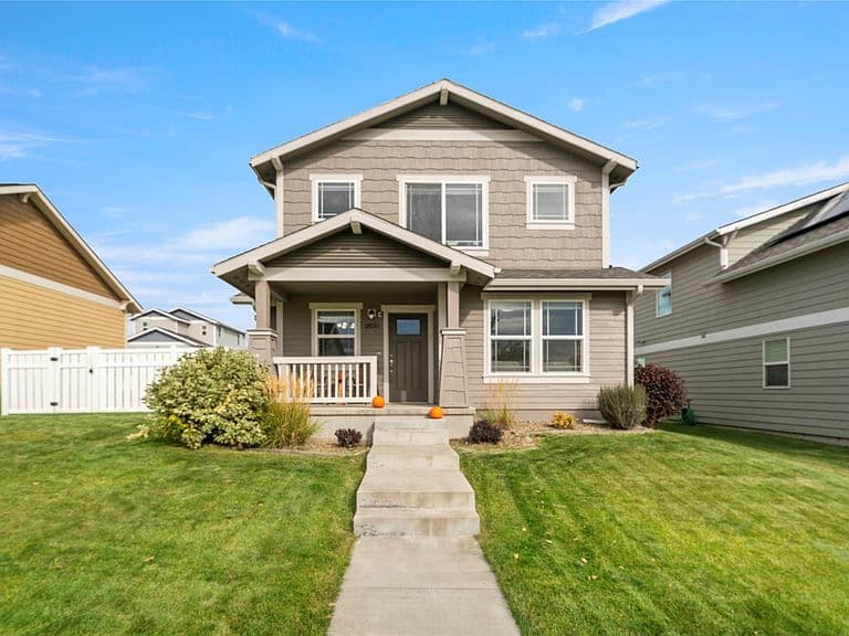 2836 Stacia Ave photo 1