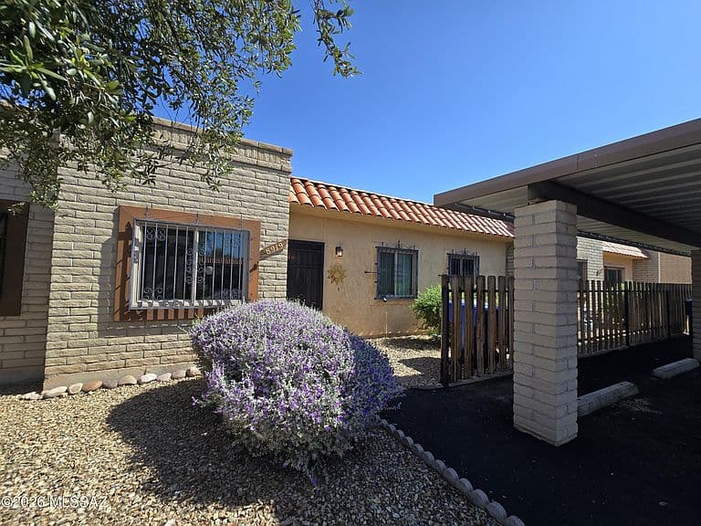 8919 E Calle Norlo photo 1