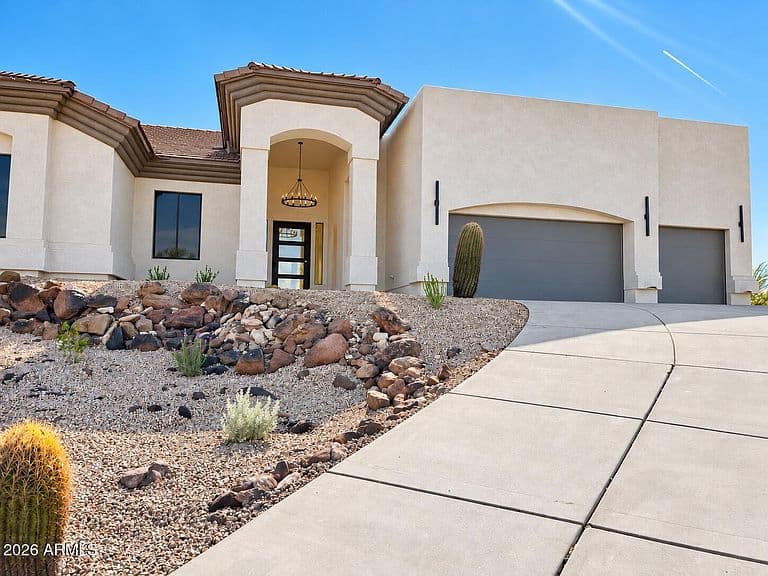 6315 W PRICKLY PEAR Trail photo 1