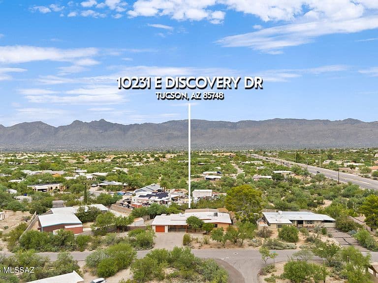 10231 E Discovery Dr photo 2