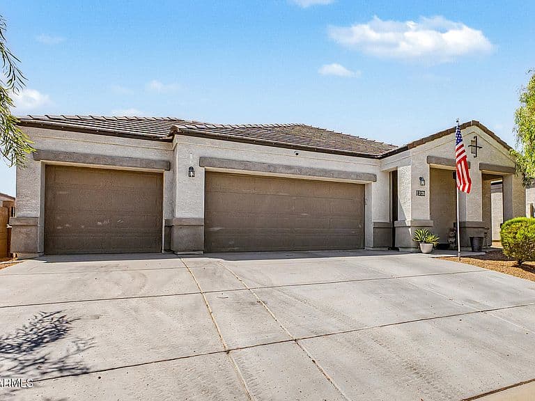 3120 N LAINEY Lane photo 4