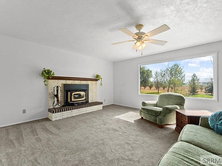 2755 S Ross Ave photo 5