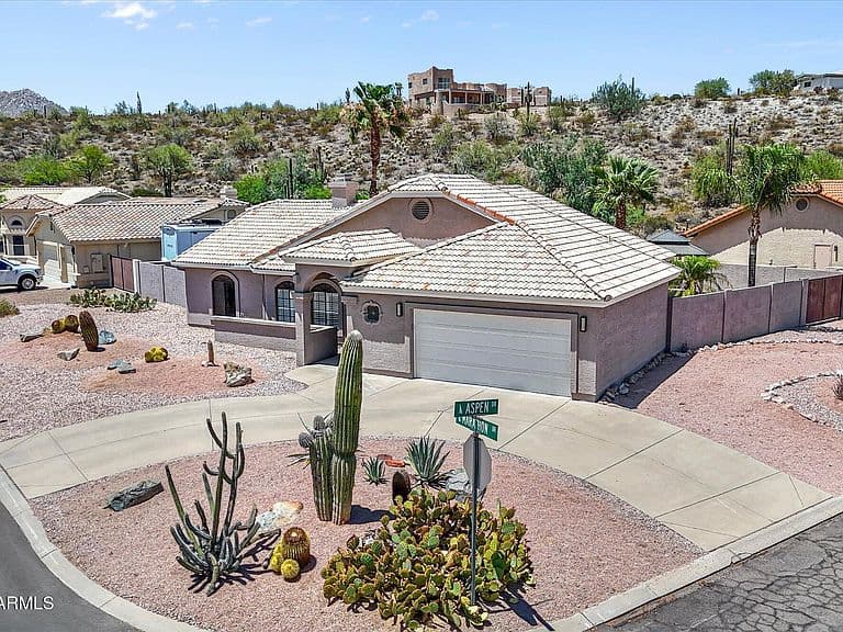 14942 E MARATHON Drive photo 1