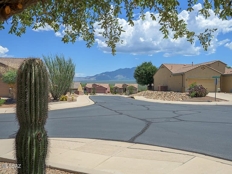 5815 S Henderson Canyon Dr photo 4