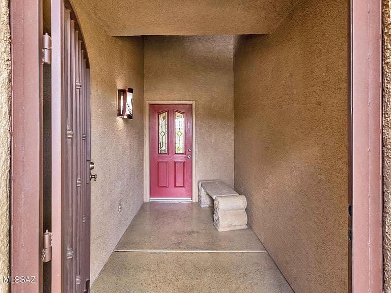3884 E Gwynns Run Pl photo 4