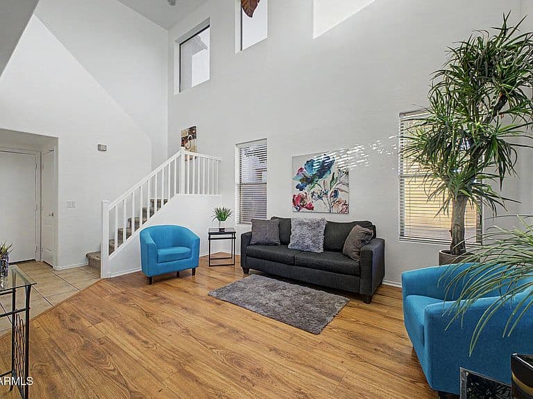 16902 S CEDARWOOD Lane photo 4