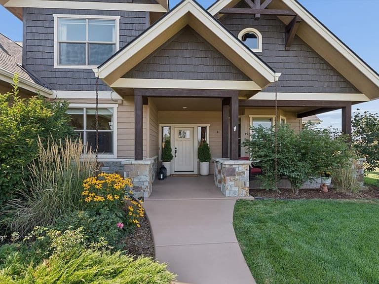 64 Stoneridge Pl photo 4