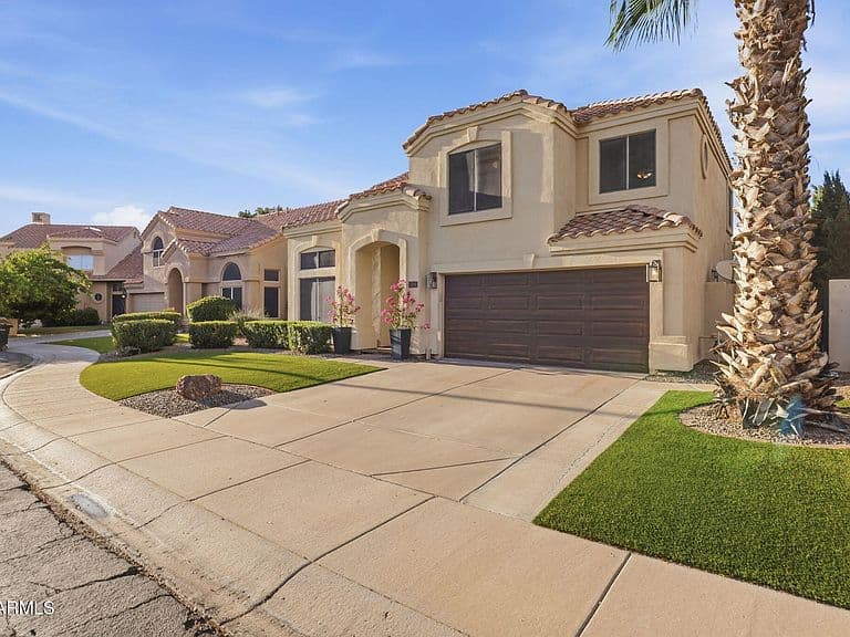 2094 W PENINSULA Circle photo 4