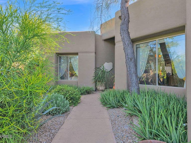 33854 N 74TH Street photo 2