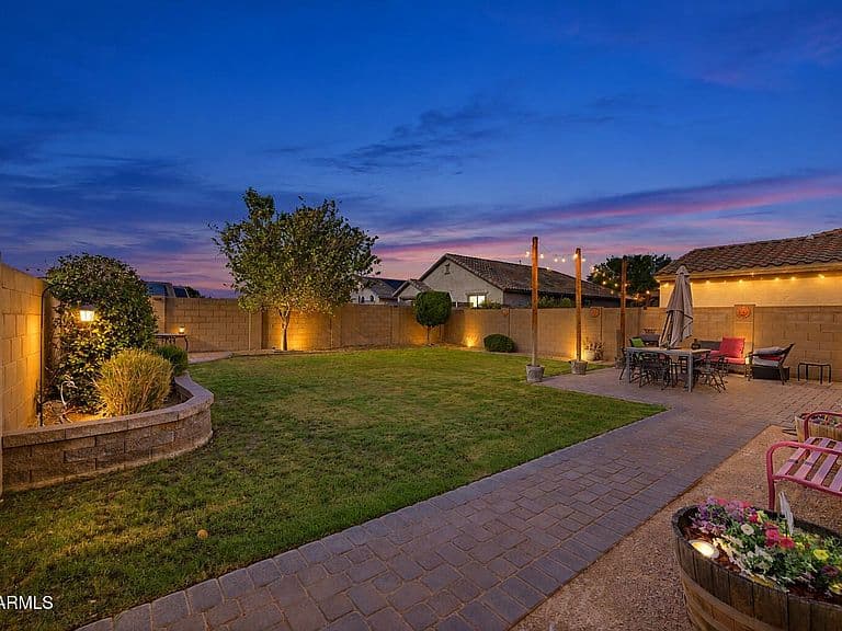 12148 W BRILES Road photo 2