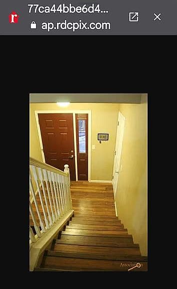 611 Airway Ct photo 2
