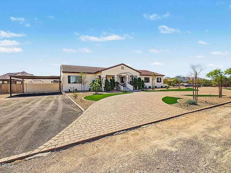 20715 E WATFORD Drive photo 4