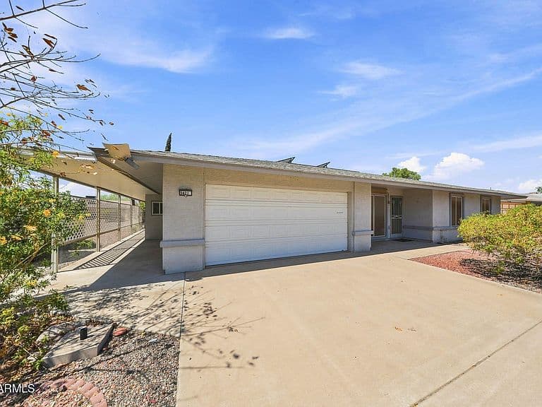 9421 W GLEN OAKS Circle N photo 3